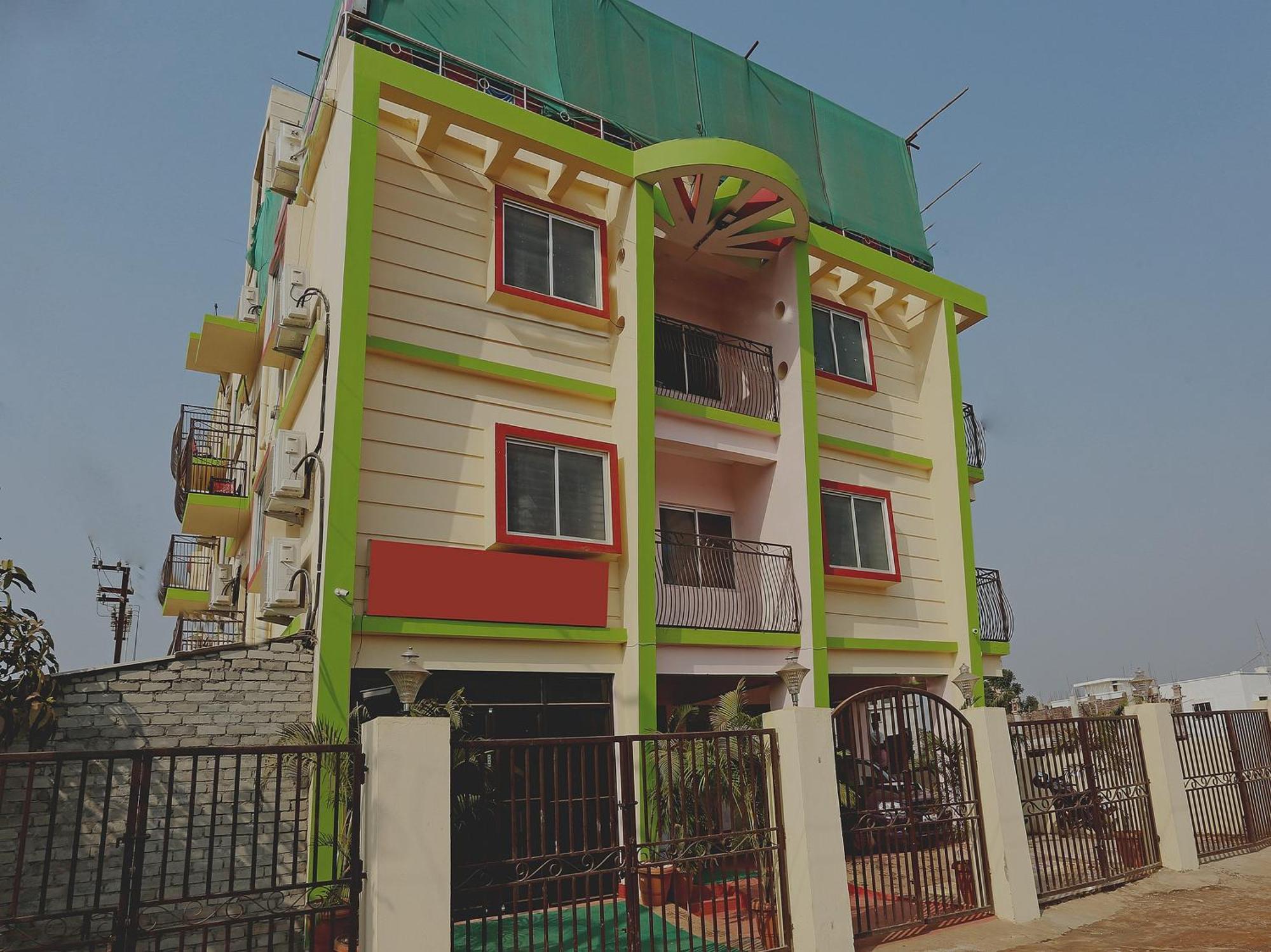 Hotel Grand Paradise Bhubaneswar Exterior foto