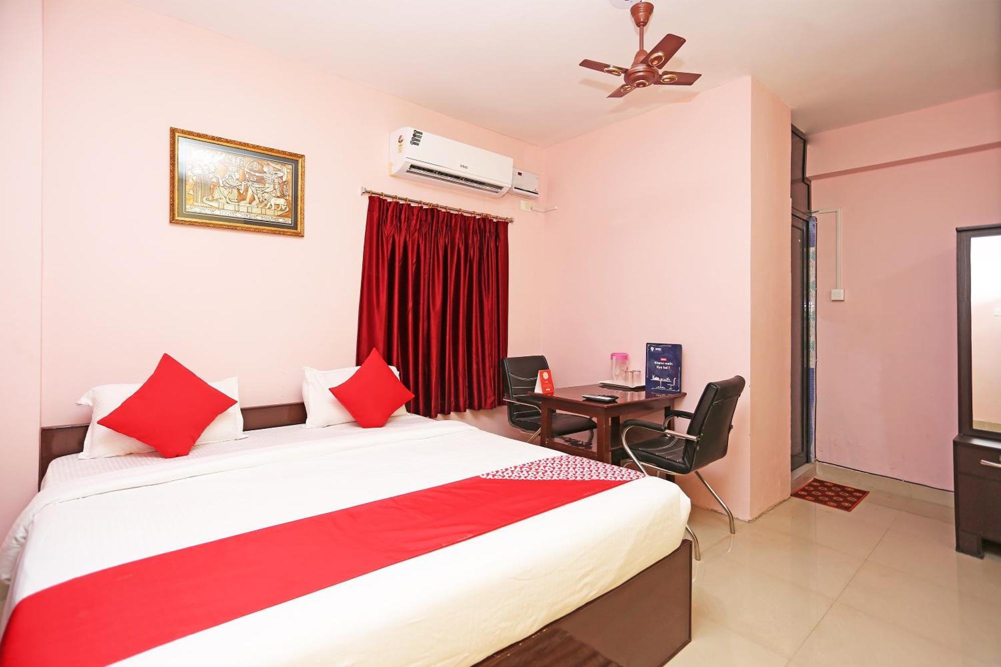 Hotel Grand Paradise Bhubaneswar Exterior foto