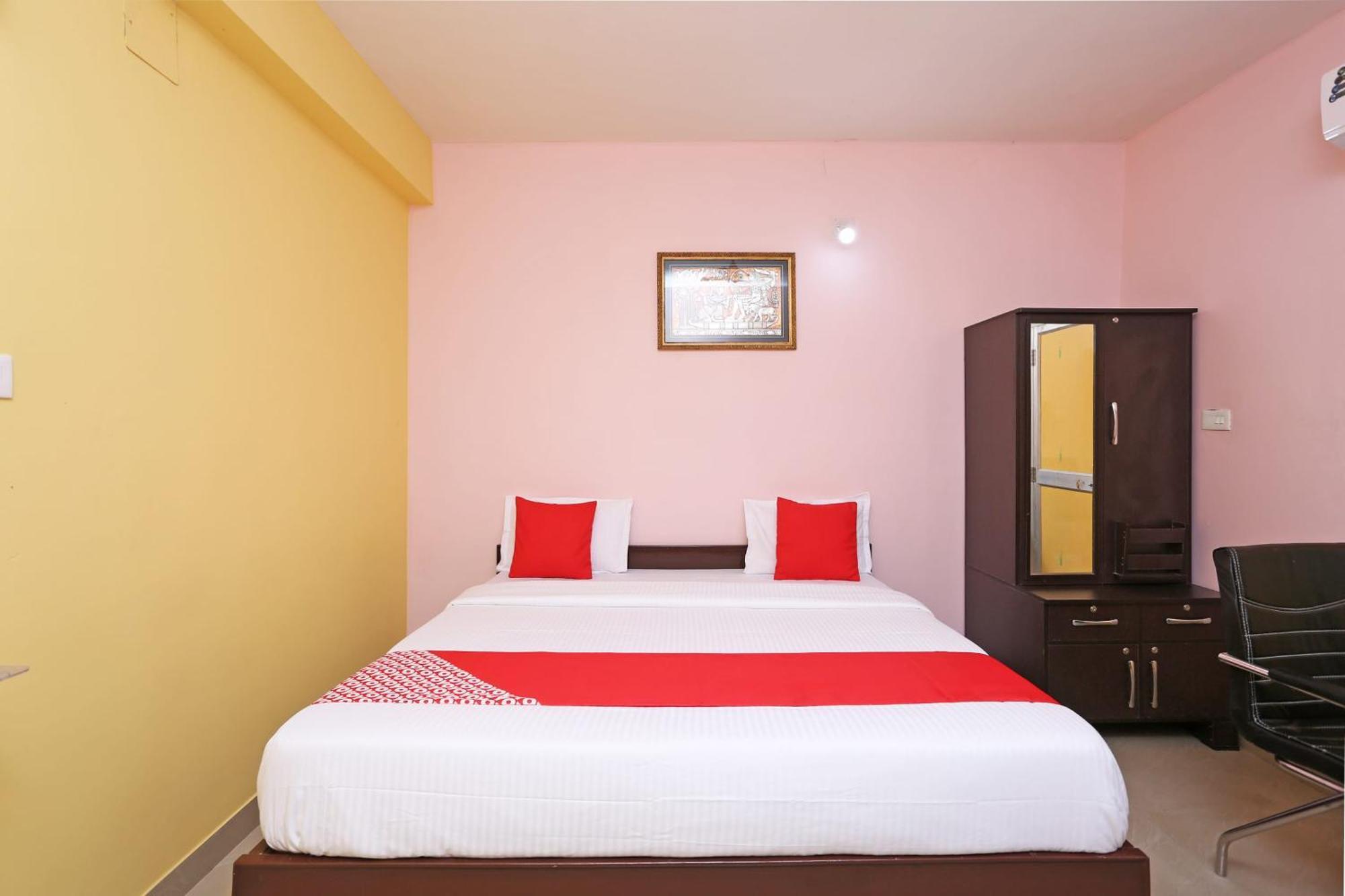 Hotel Grand Paradise Bhubaneswar Exterior foto